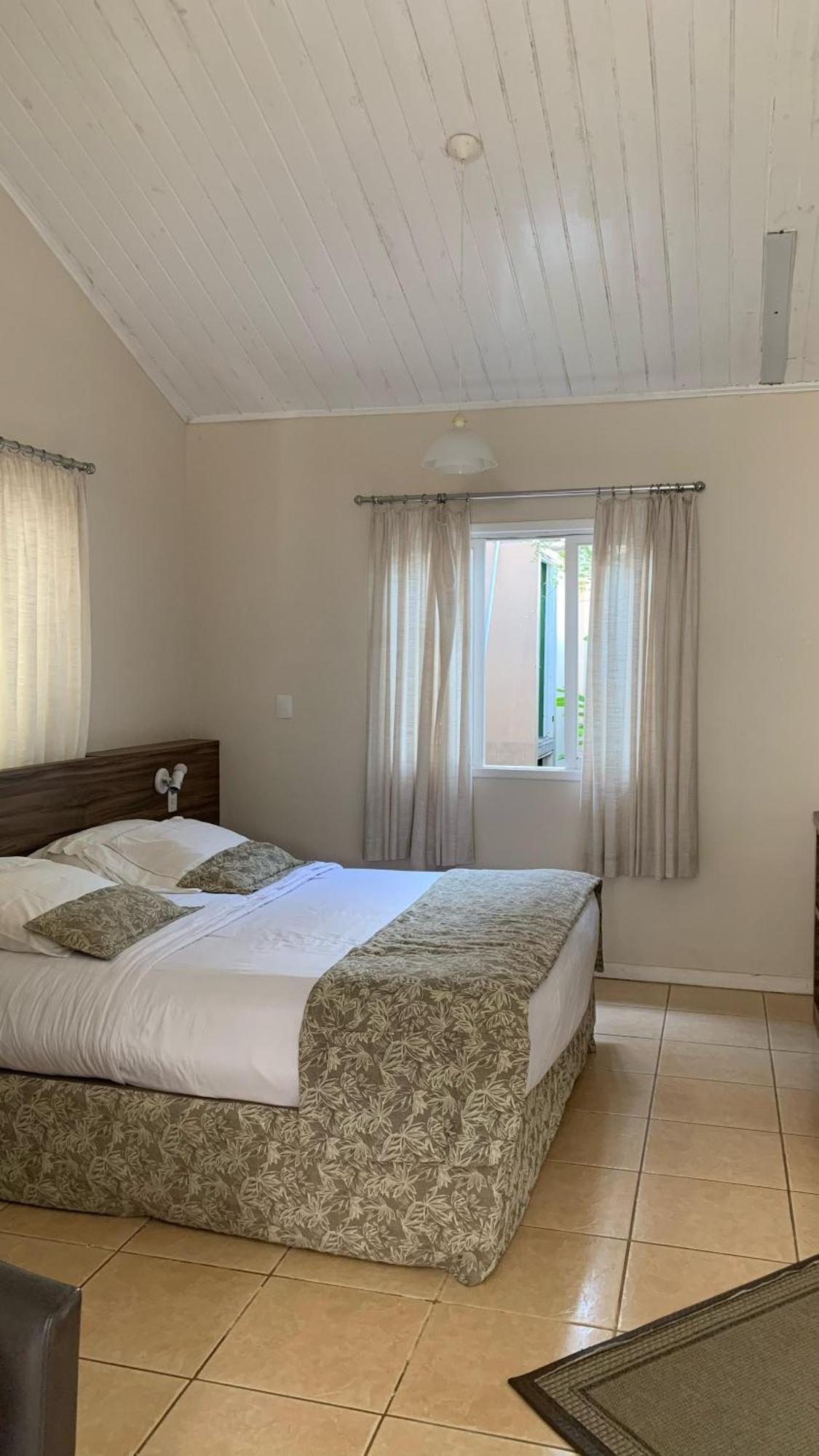 Paraty Bungalows Bar E Hotel Εξωτερικό φωτογραφία